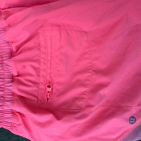 Lululemon hotty hot lined size 10 shorts - Picture 6 of 11